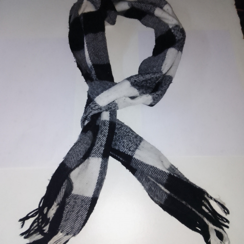 black,white and grey checked fleecy scarf